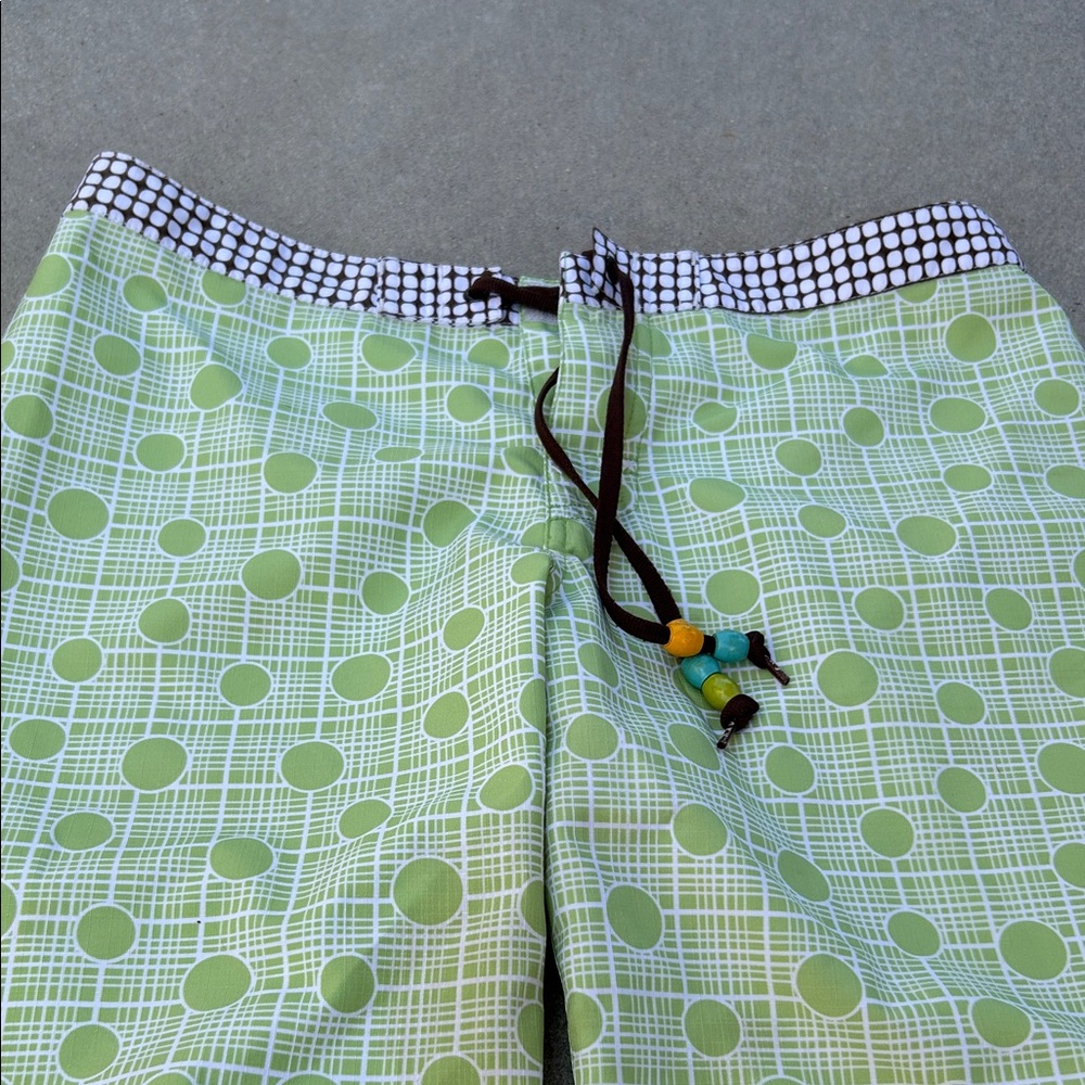 Roxy Sample Boardshort Adorable Pattern! Size 5 - image 2